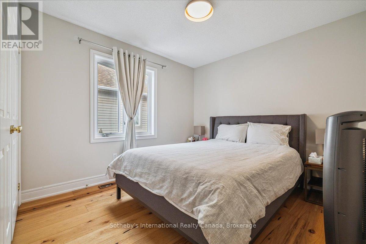 2509 ARMOUR CRESCENT