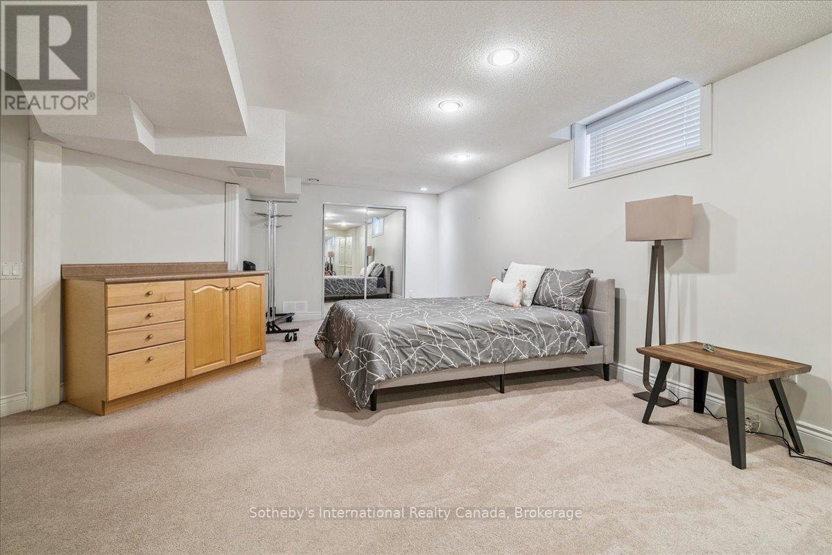 2509 ARMOUR CRESCENT