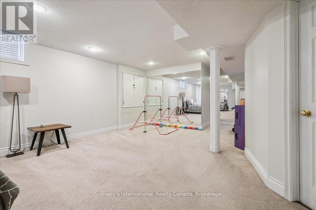 2509 ARMOUR CRESCENT