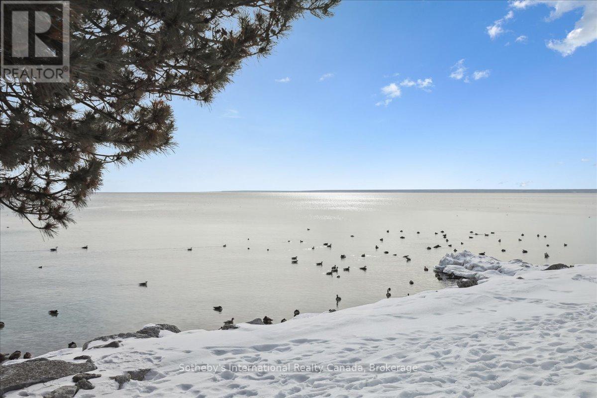 10 SOUTHWIND TERRACE