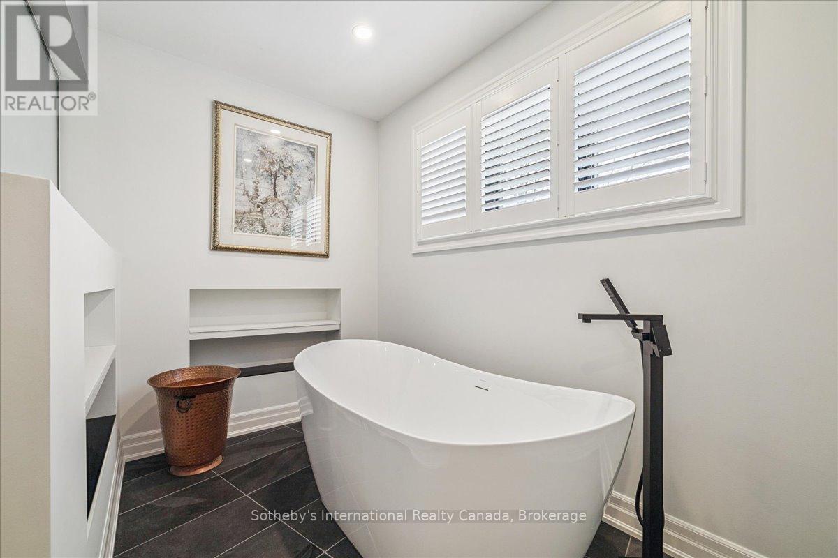 10 SOUTHWIND TERRACE