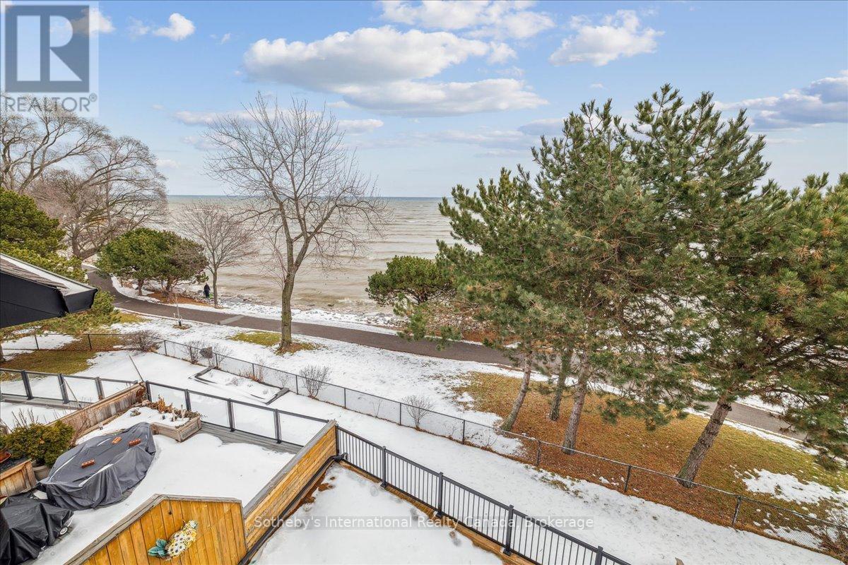 10 SOUTHWIND TERRACE