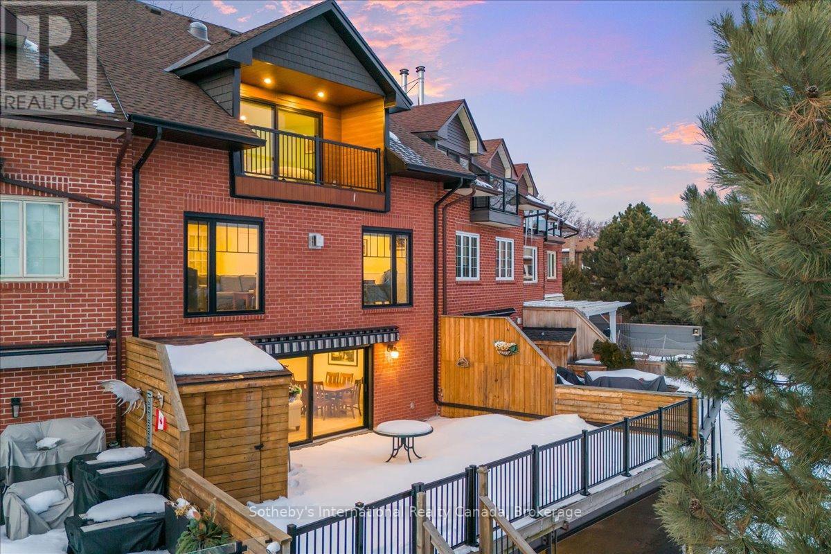 10 SOUTHWIND TERRACE