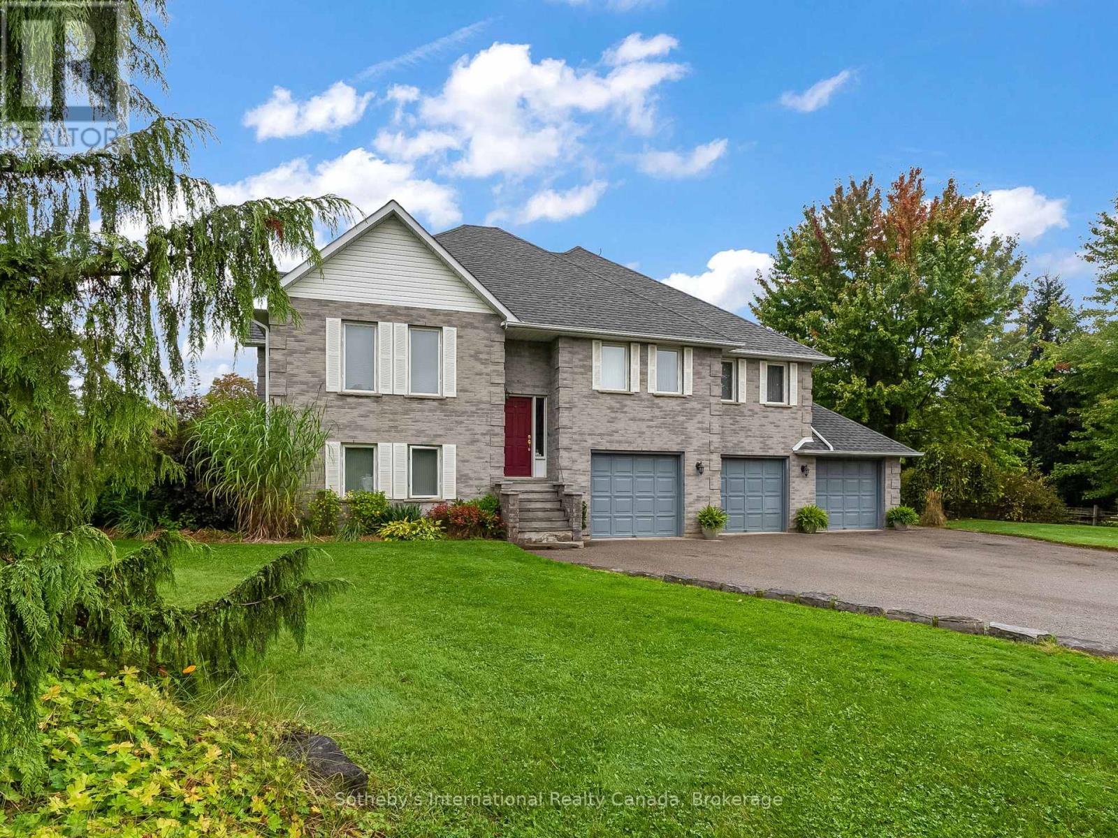 2091 COUNTRY LANE COURT