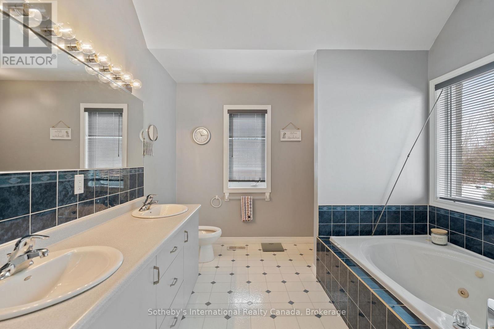 2091 COUNTRY LANE COURT