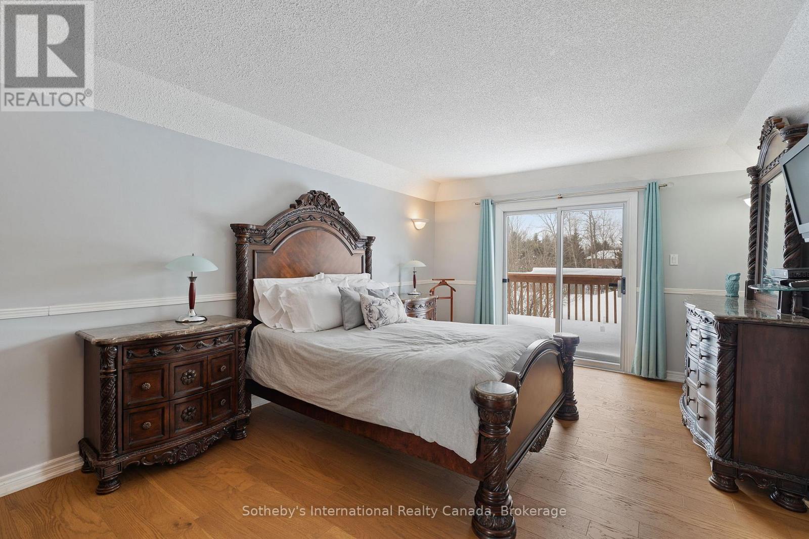 2091 COUNTRY LANE COURT