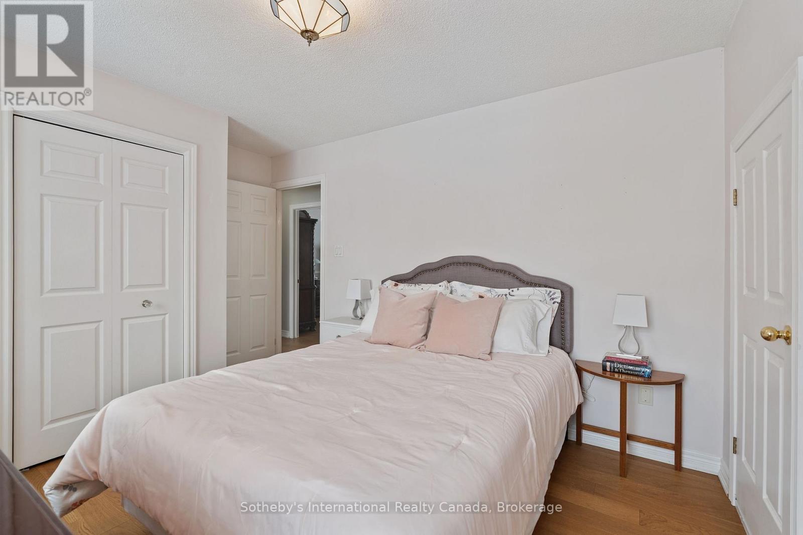 2091 COUNTRY LANE COURT