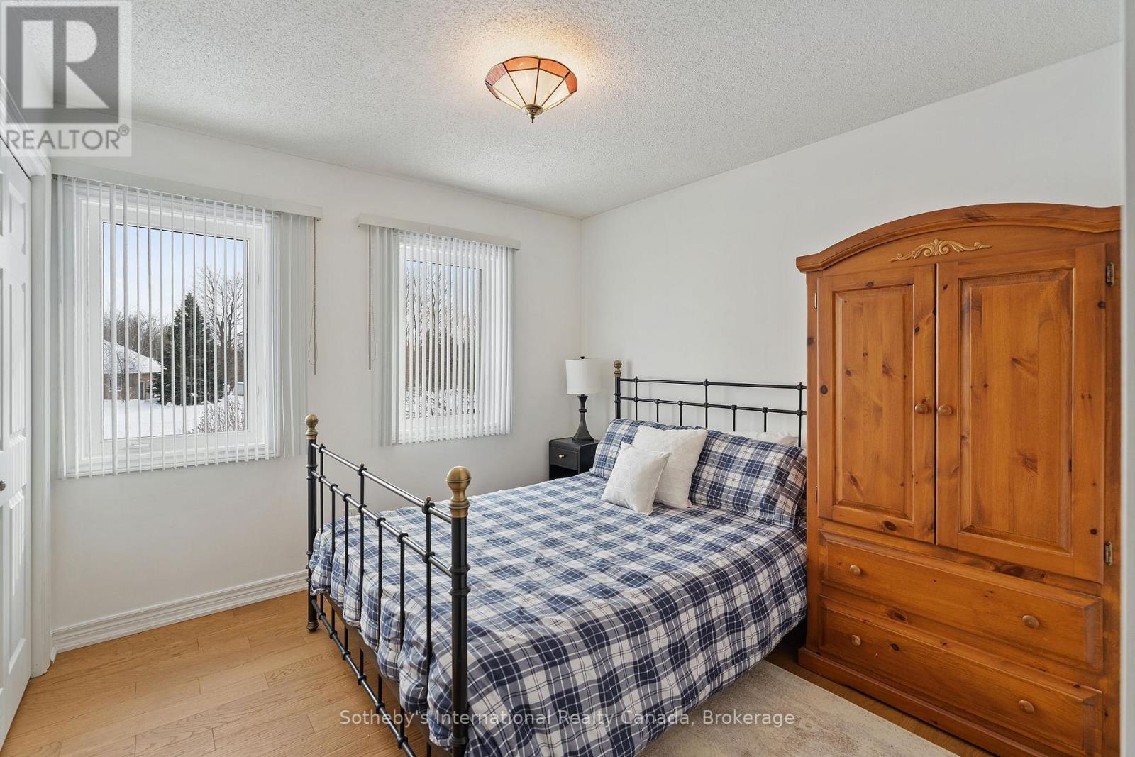 2091 COUNTRY LANE COURT