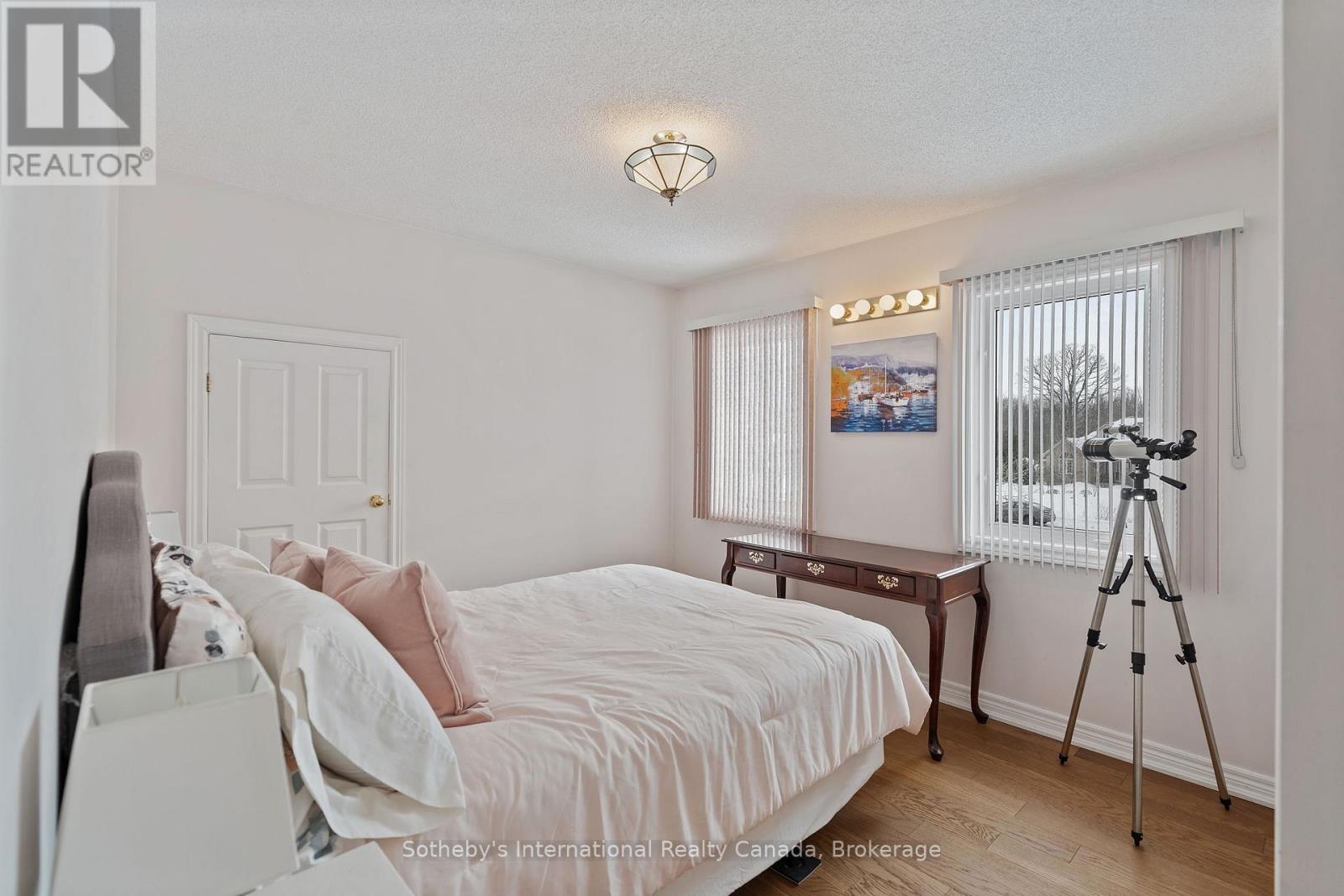 2091 COUNTRY LANE COURT