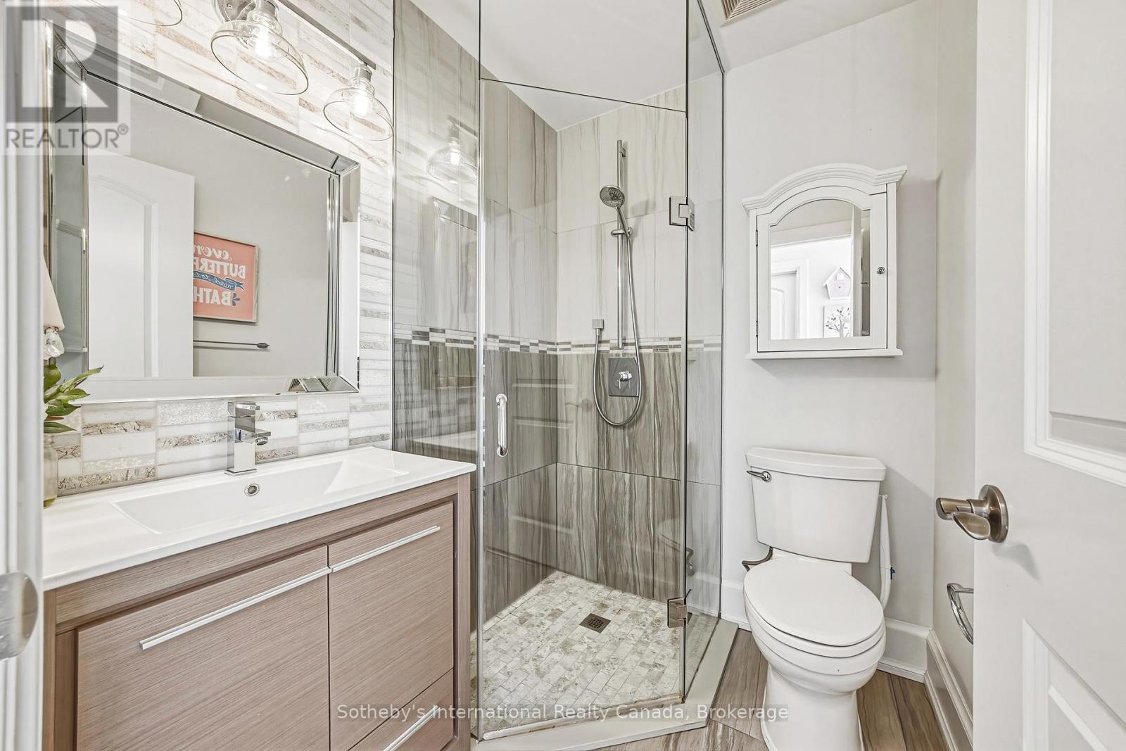 476 PATRICIA DRIVE