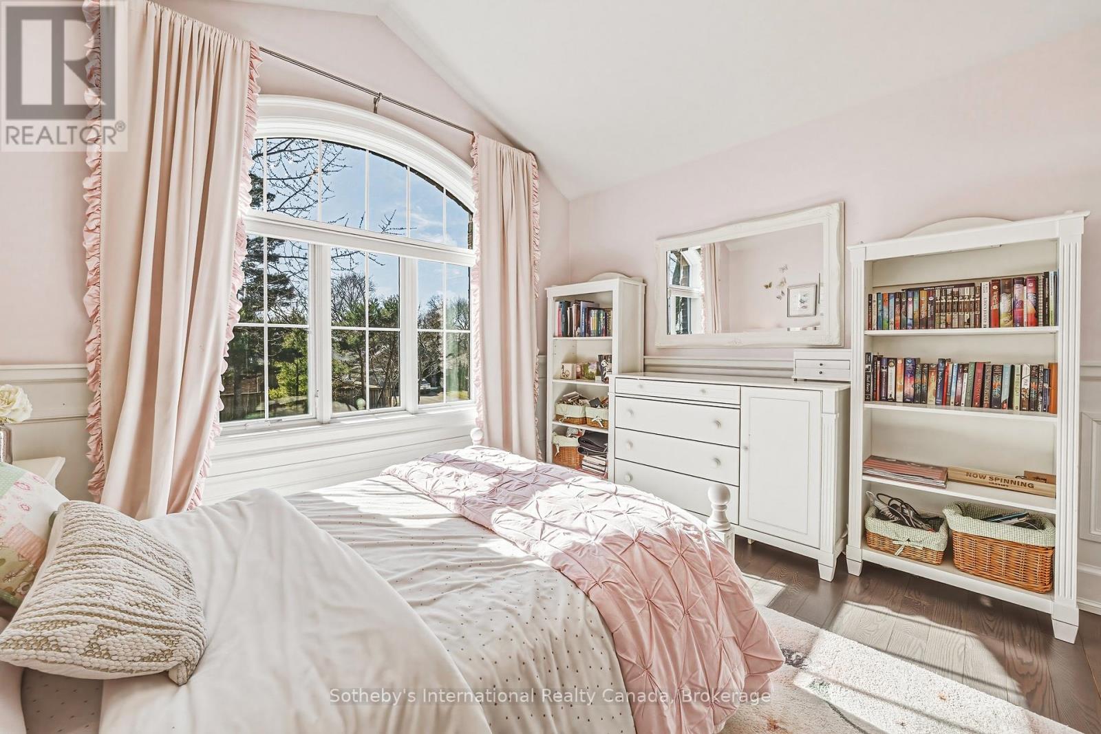 476 PATRICIA DRIVE