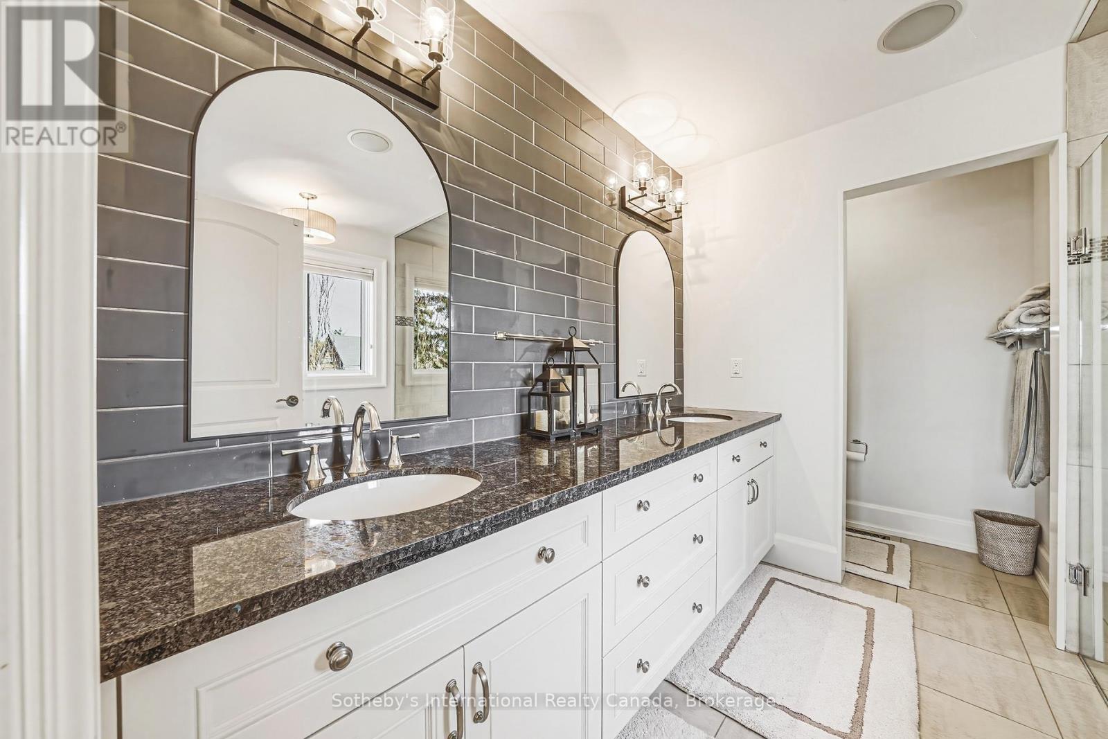 476 PATRICIA DRIVE