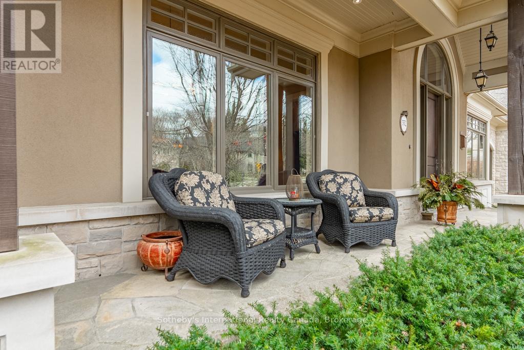 552 BOBOLINK ROAD