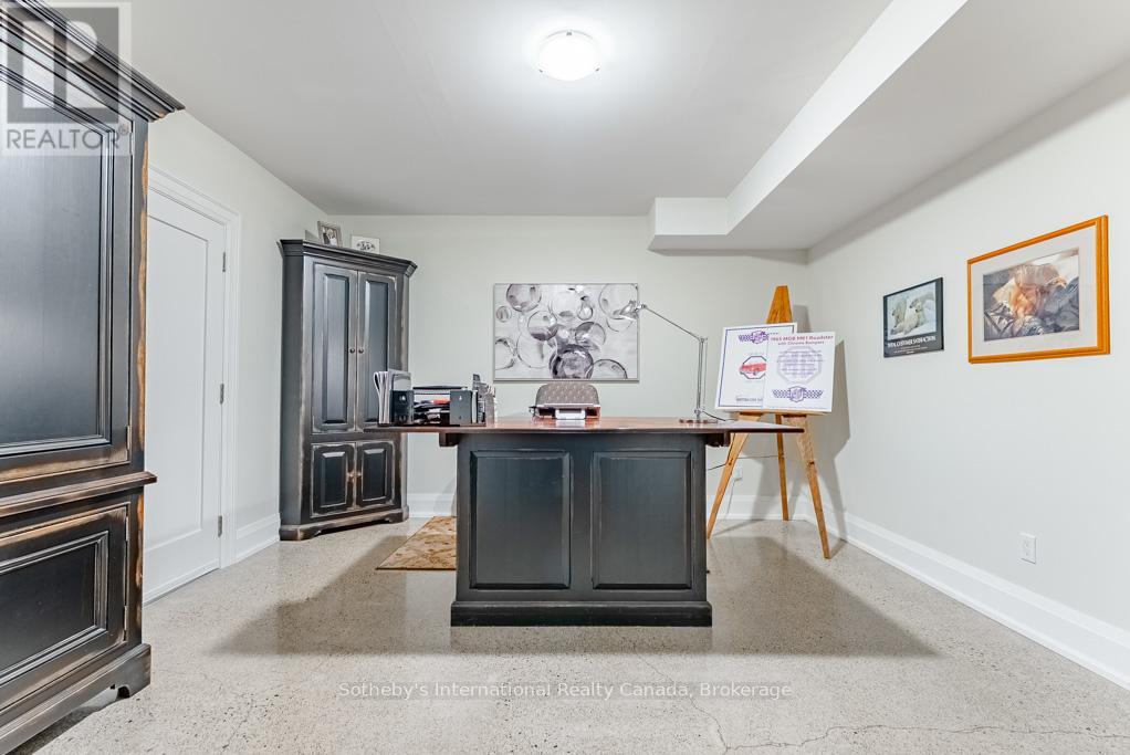 552 BOBOLINK ROAD