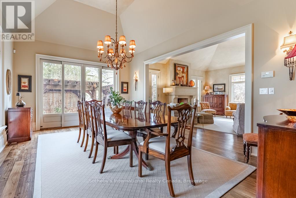 552 BOBOLINK ROAD