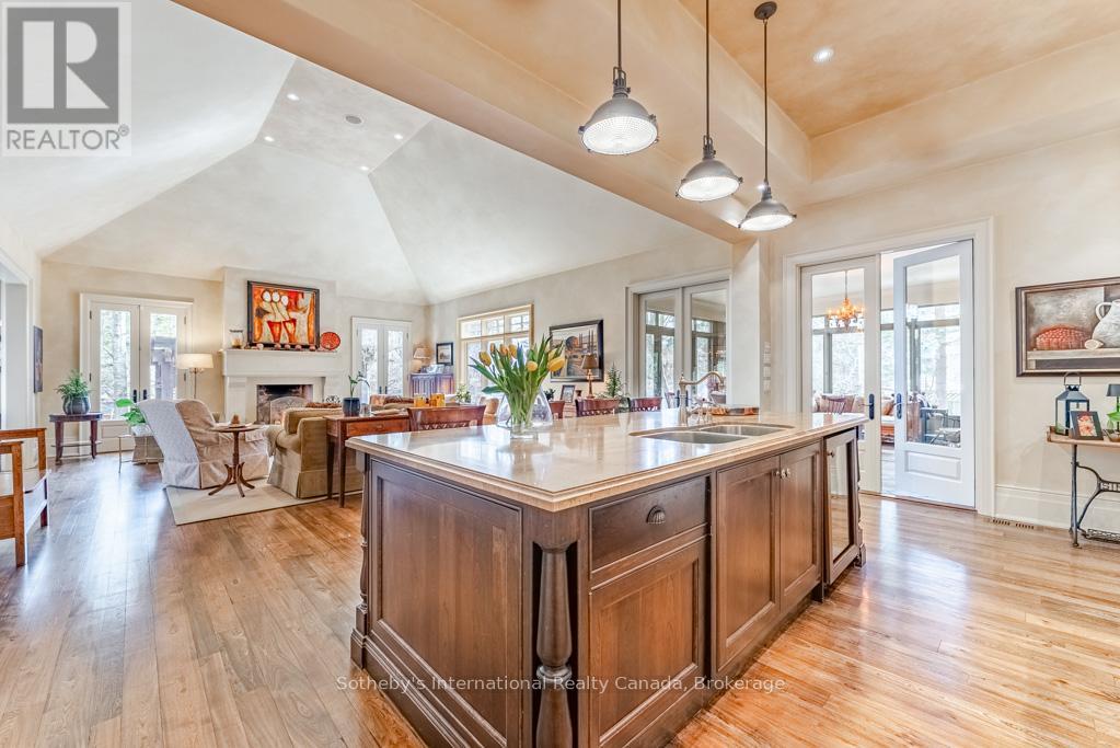 552 BOBOLINK ROAD