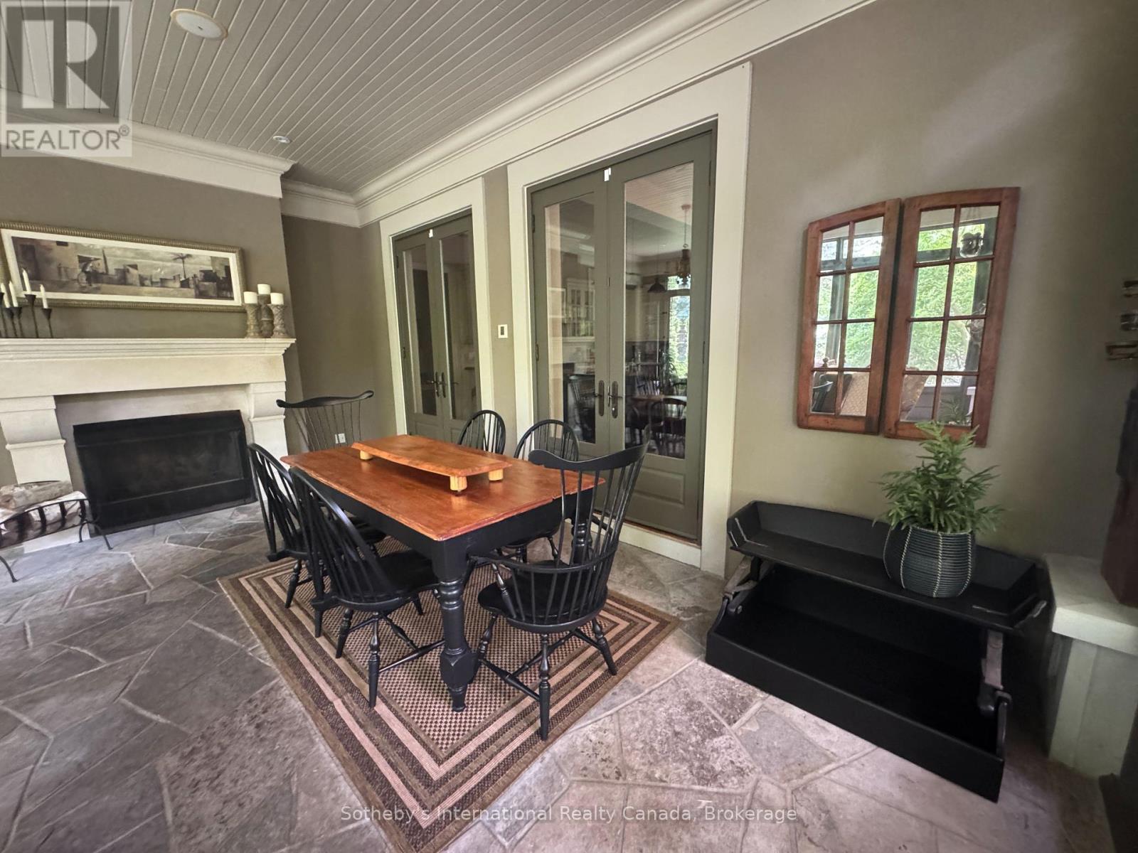 552 BOBOLINK ROAD