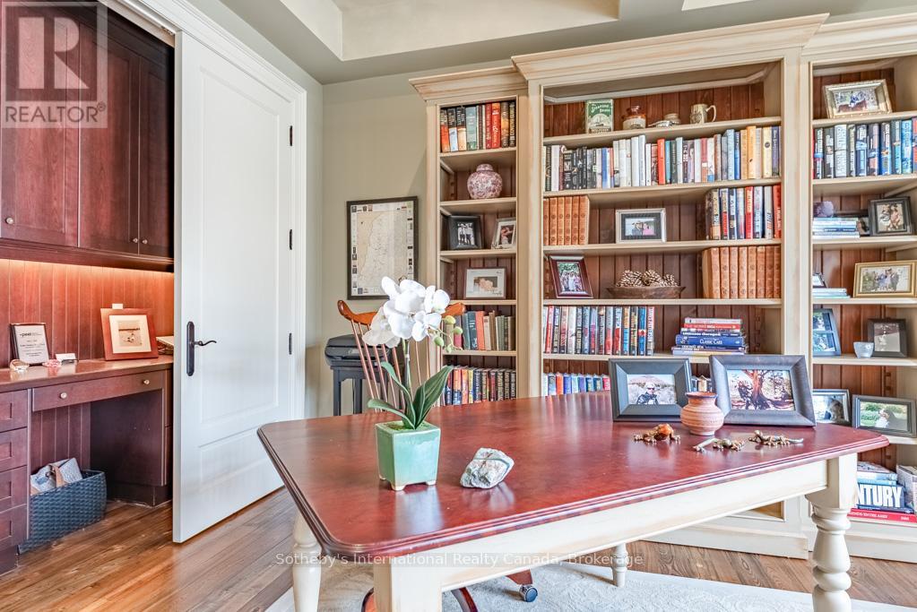 552 BOBOLINK ROAD