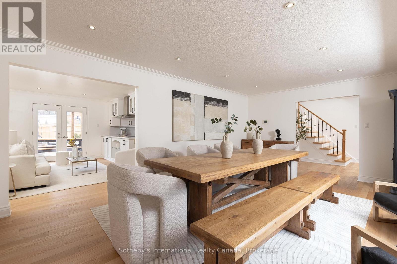 4456 HAWTHORNE DRIVE