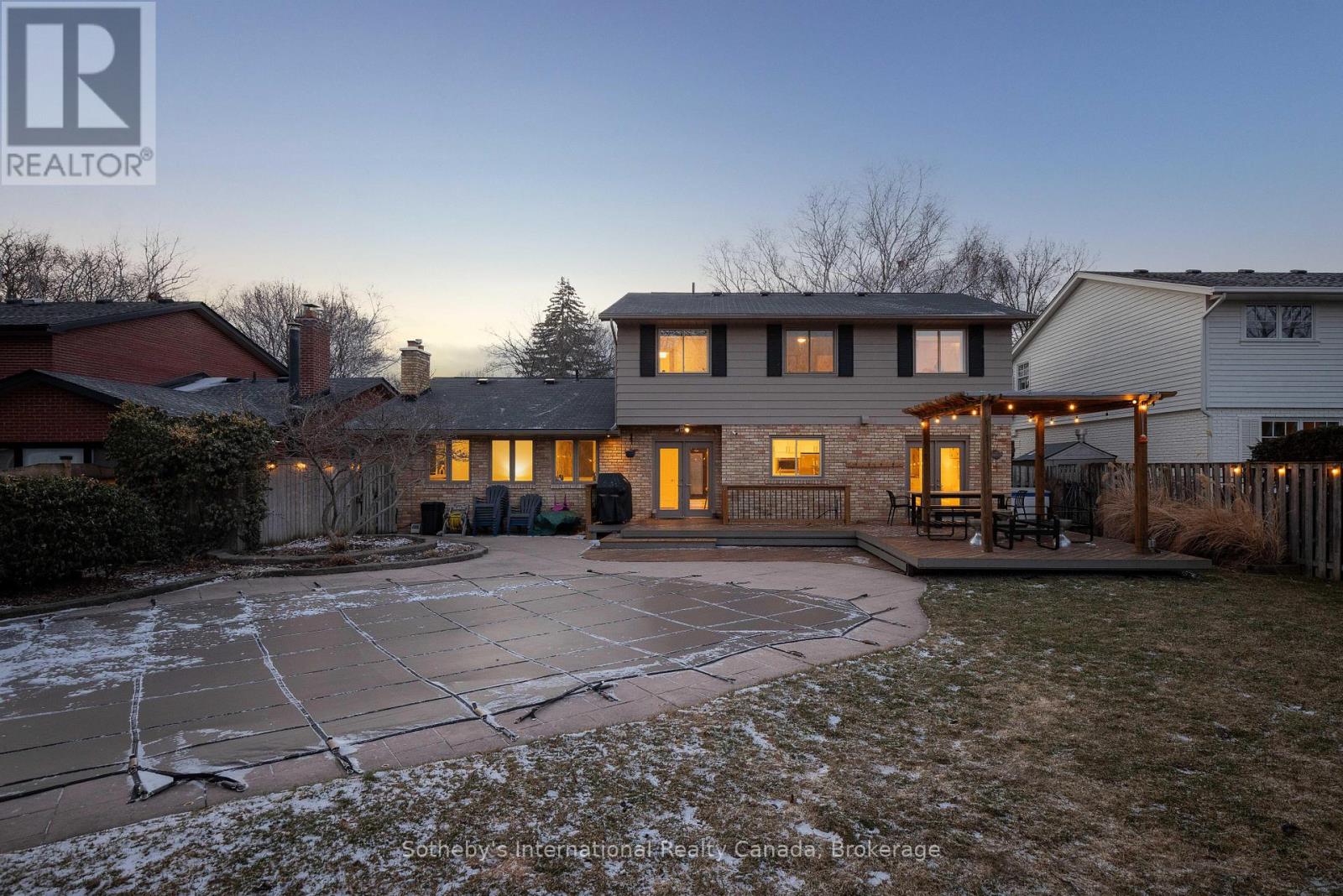 4456 HAWTHORNE DRIVE