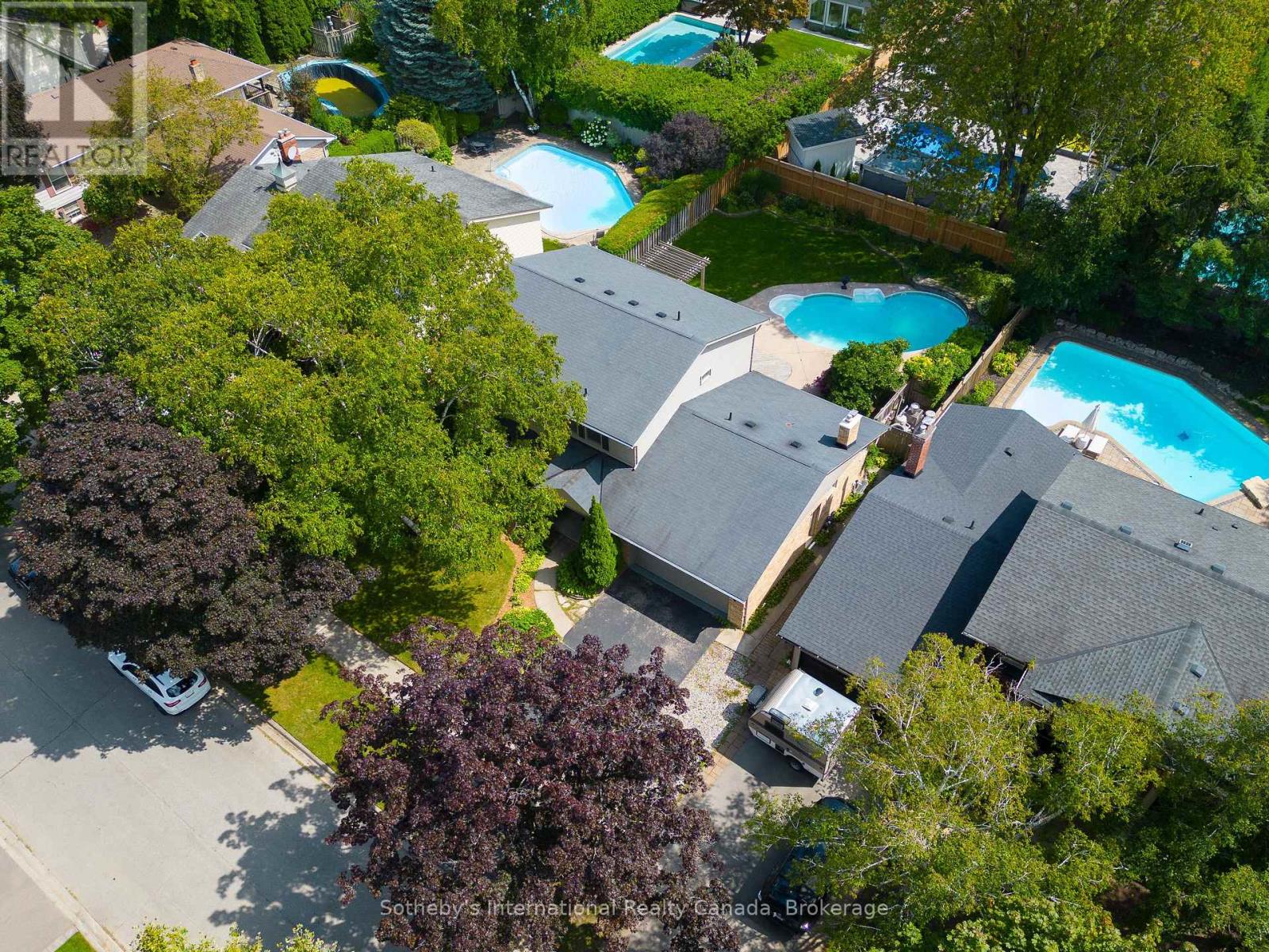 4456 HAWTHORNE DRIVE