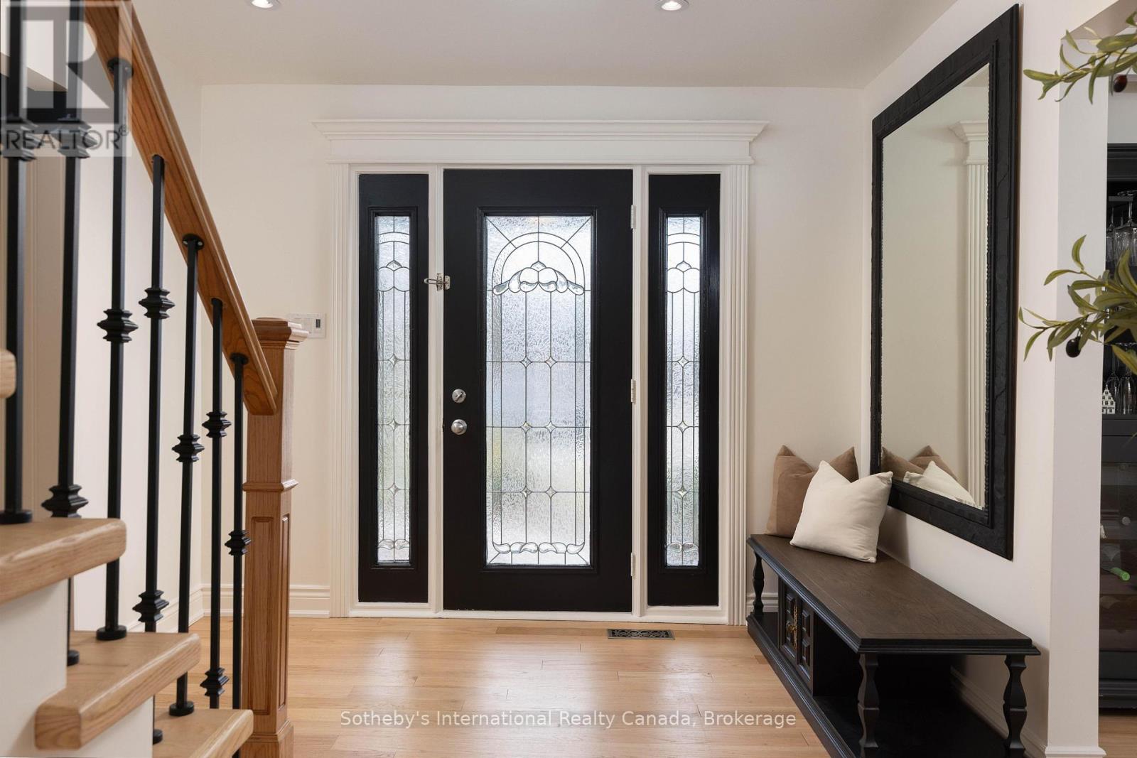 4456 HAWTHORNE DRIVE