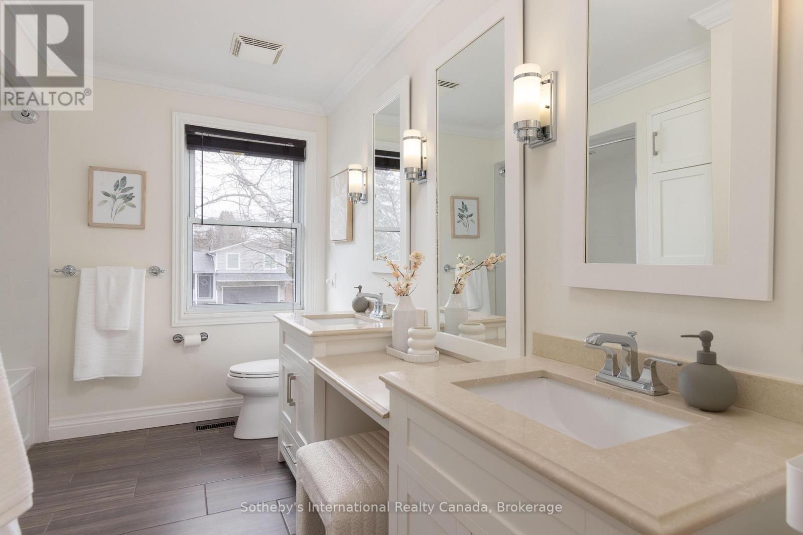 4456 HAWTHORNE DRIVE