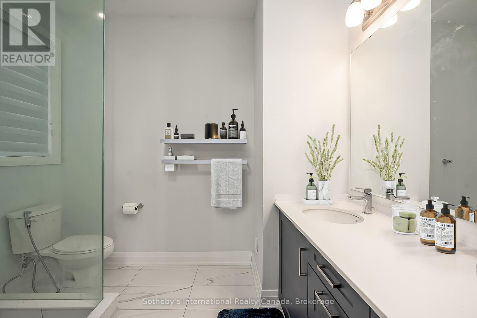 1492 YELLOW ROSE CIRCLE