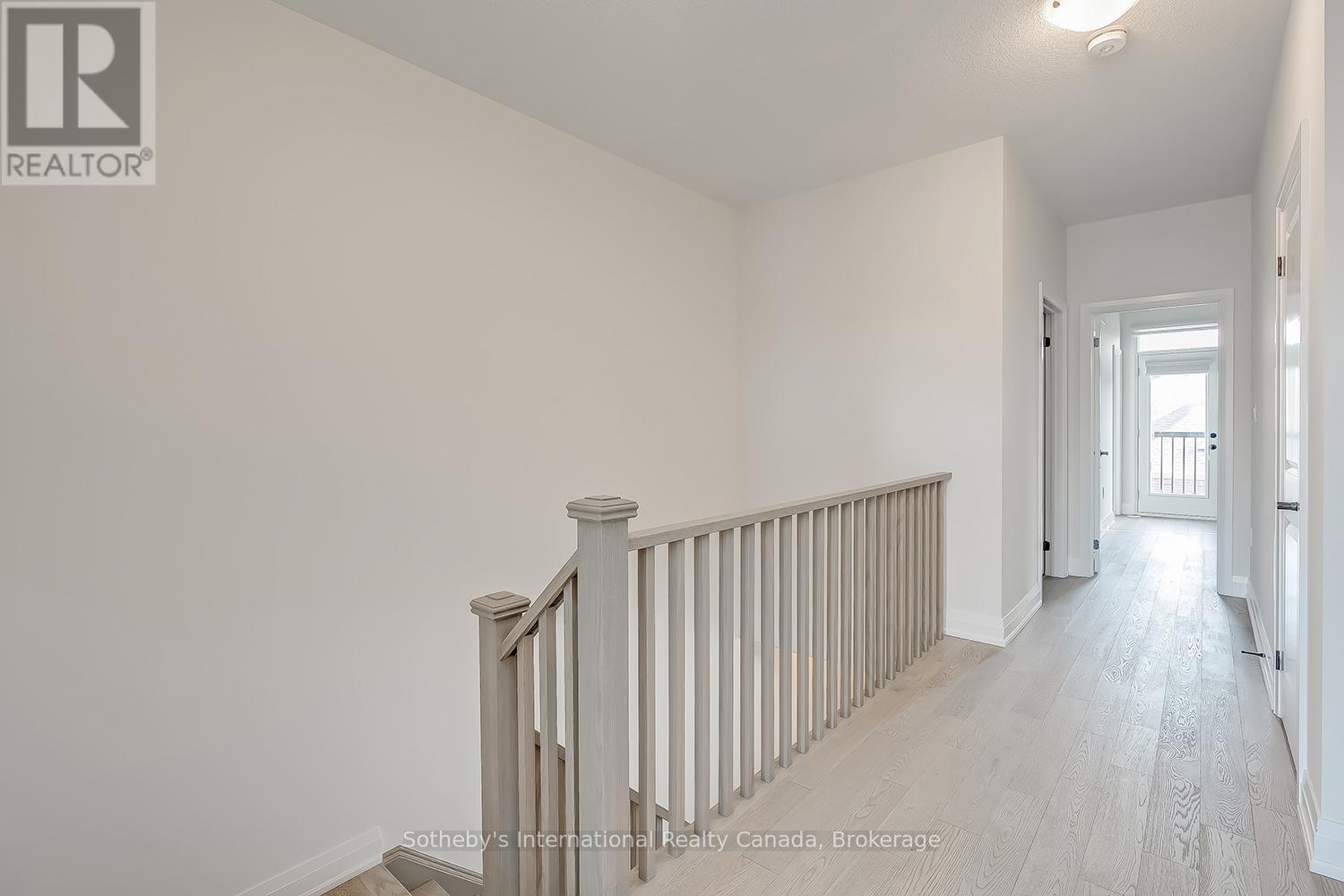 1492 YELLOW ROSE CIRCLE