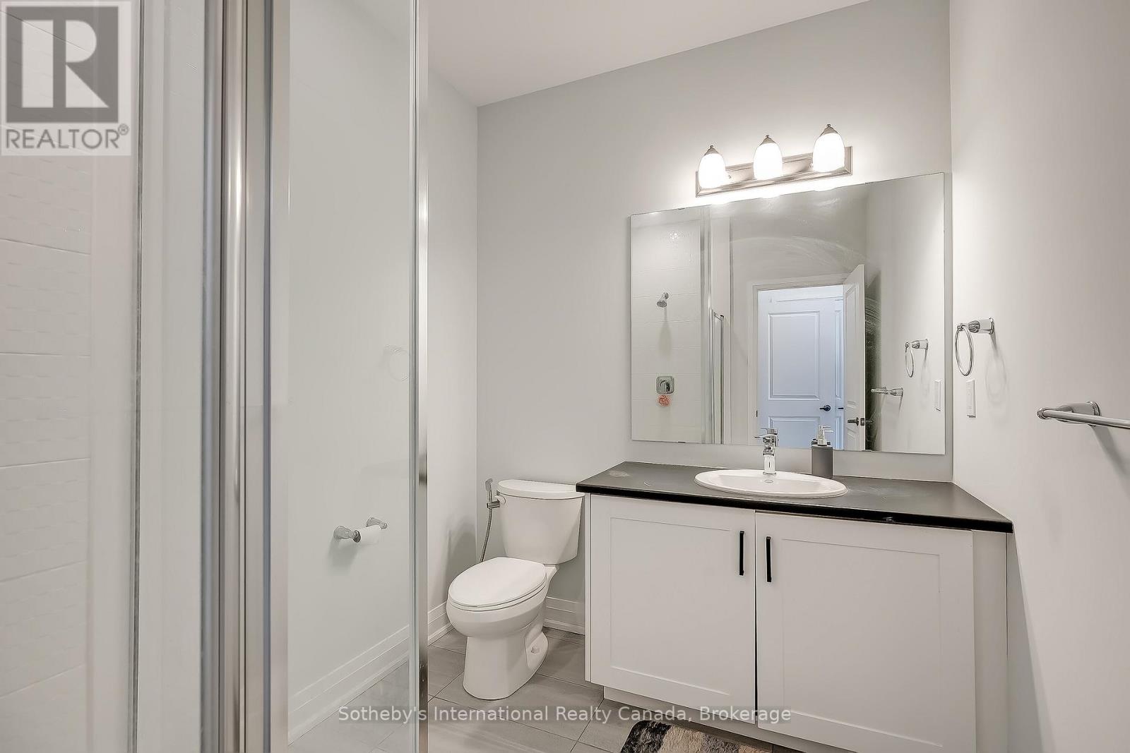 1492 YELLOW ROSE CIRCLE