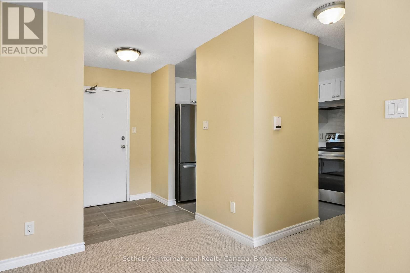 434 - 1450 GLEN ABBEY GATE