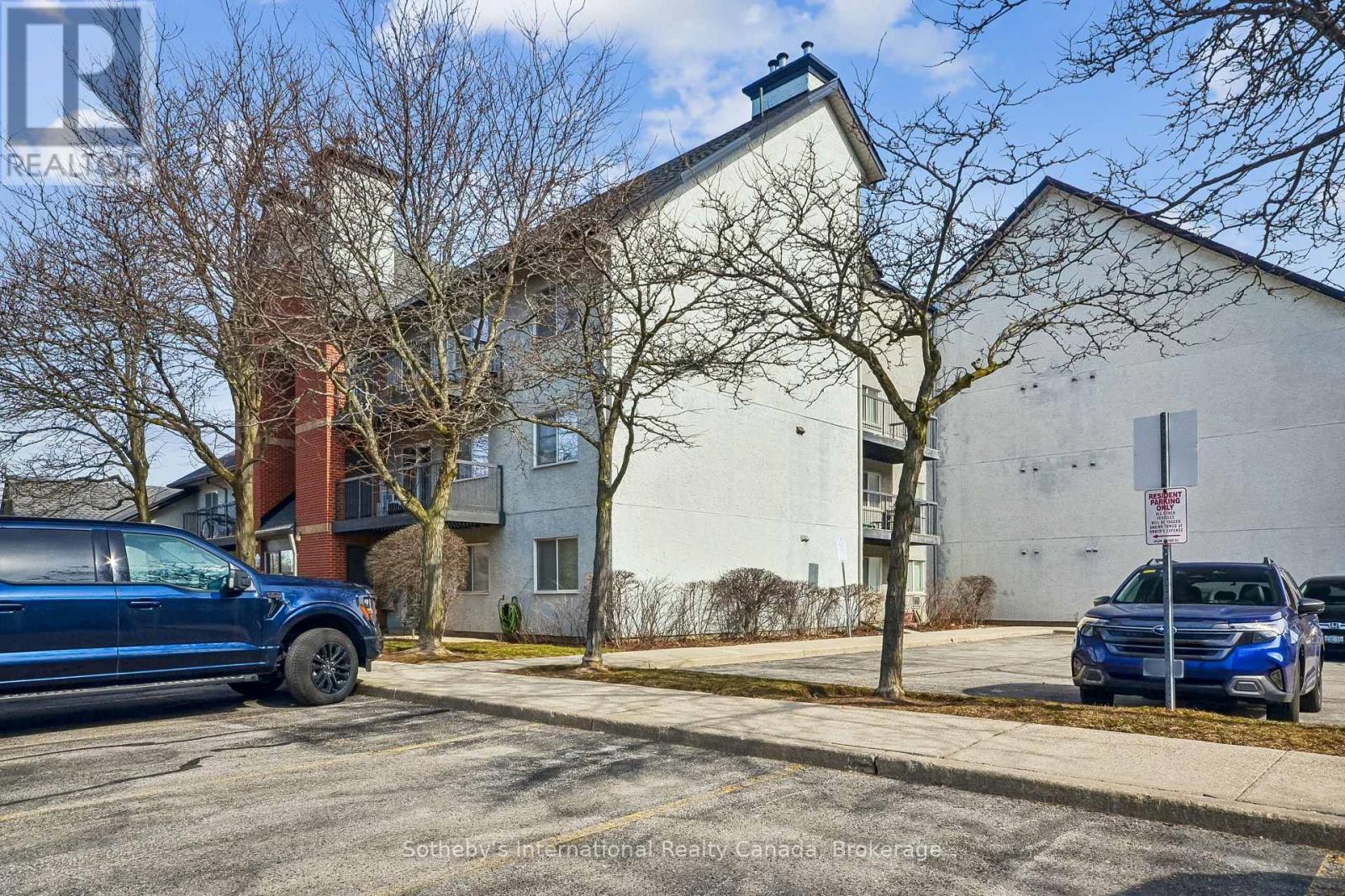 434 - 1450 GLEN ABBEY GATE