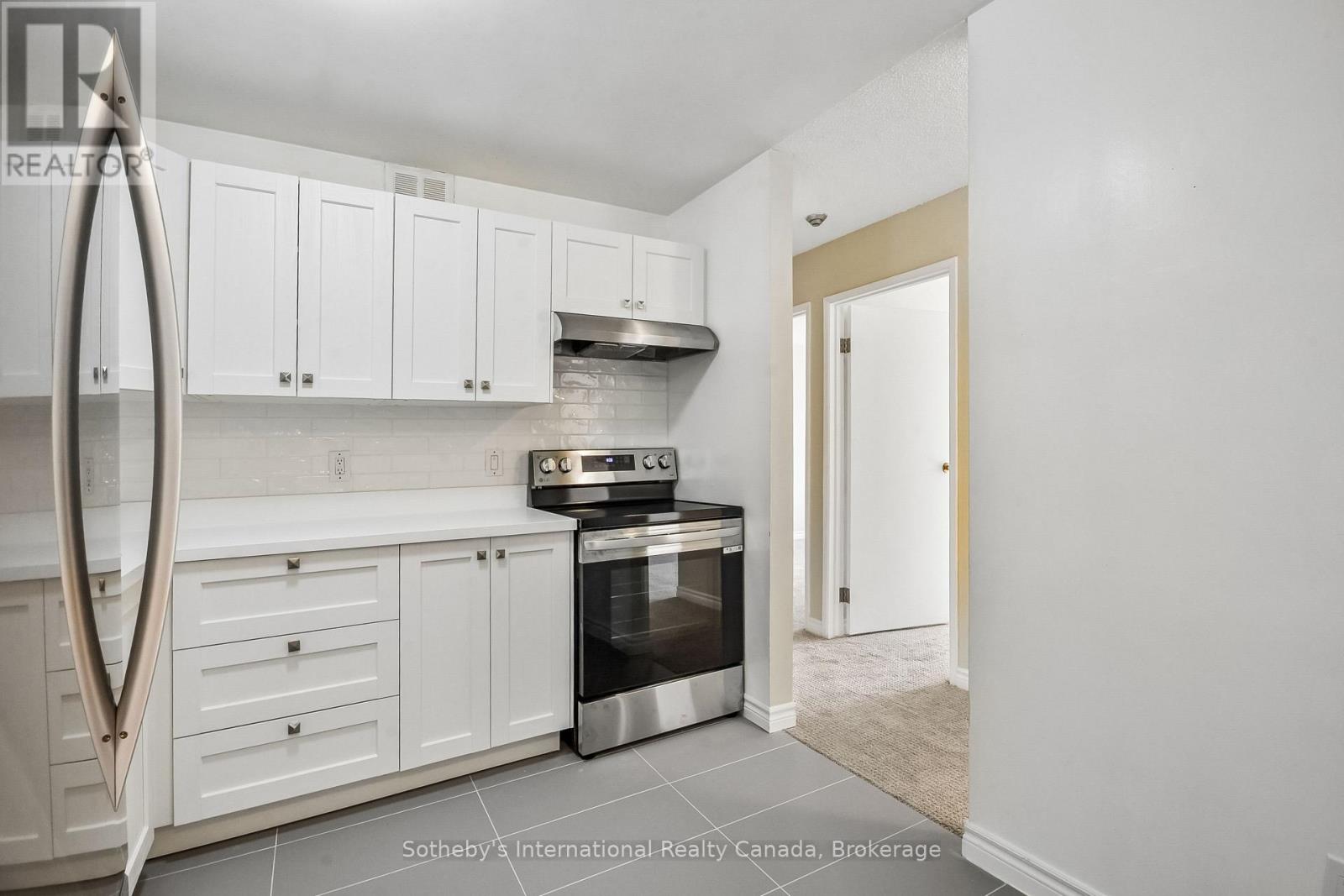 434 - 1450 GLEN ABBEY GATE