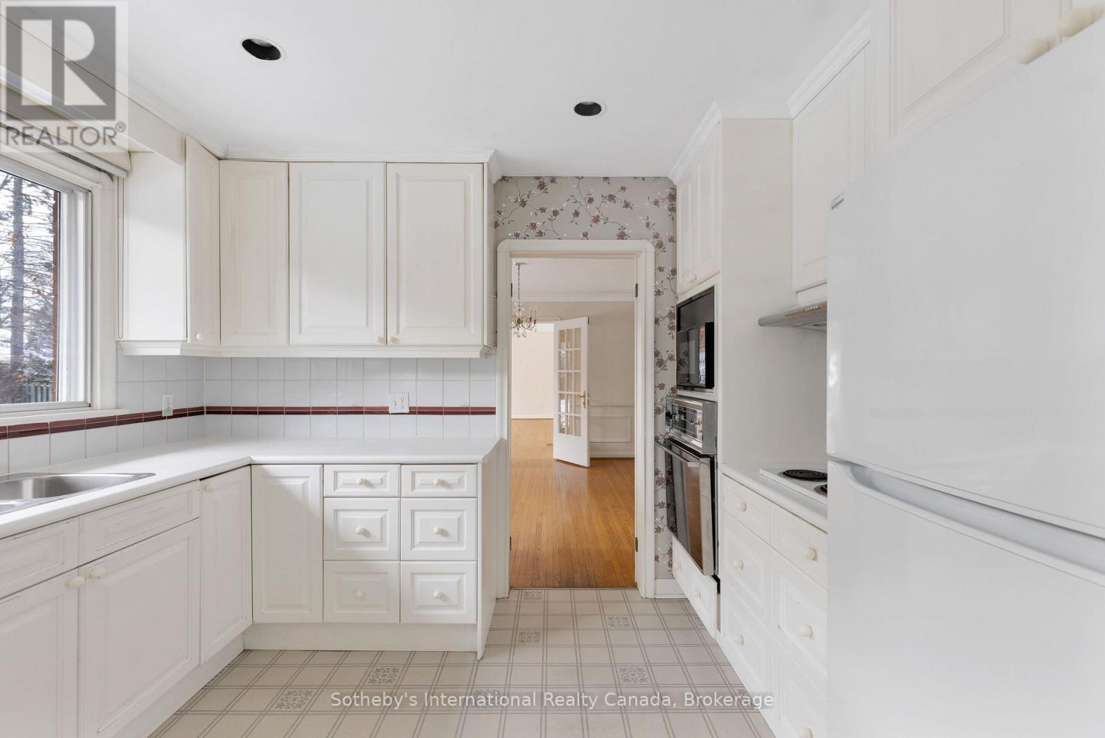 174 CLAXTON DRIVE