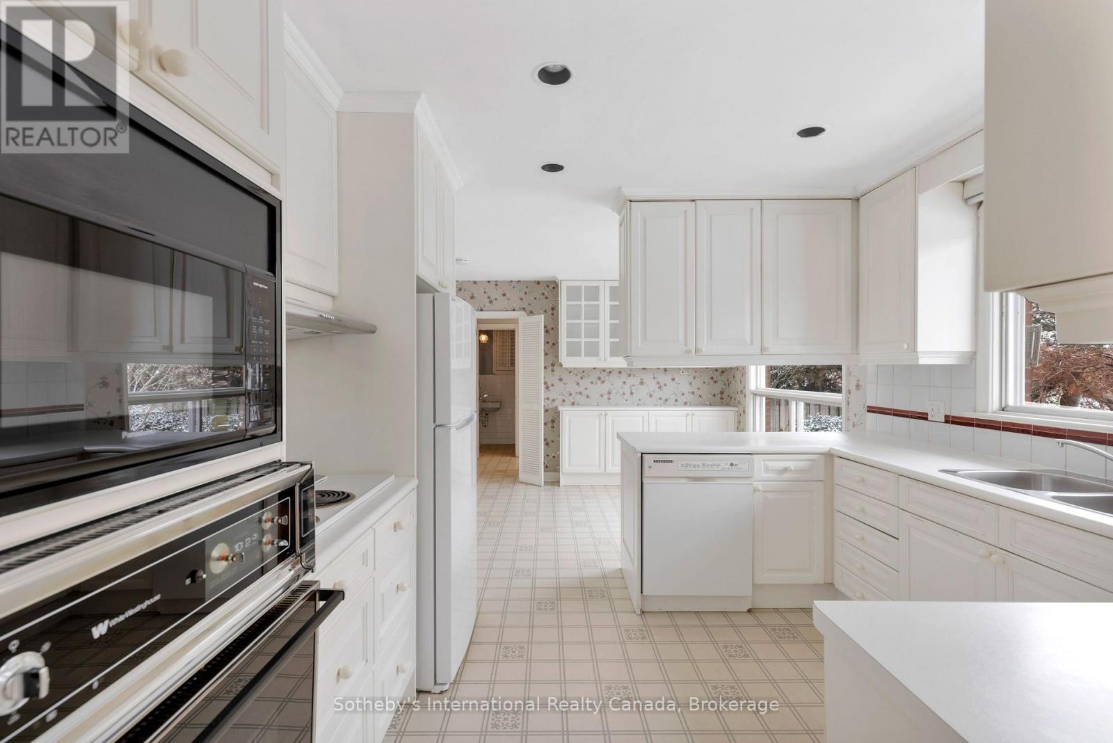 174 CLAXTON DRIVE