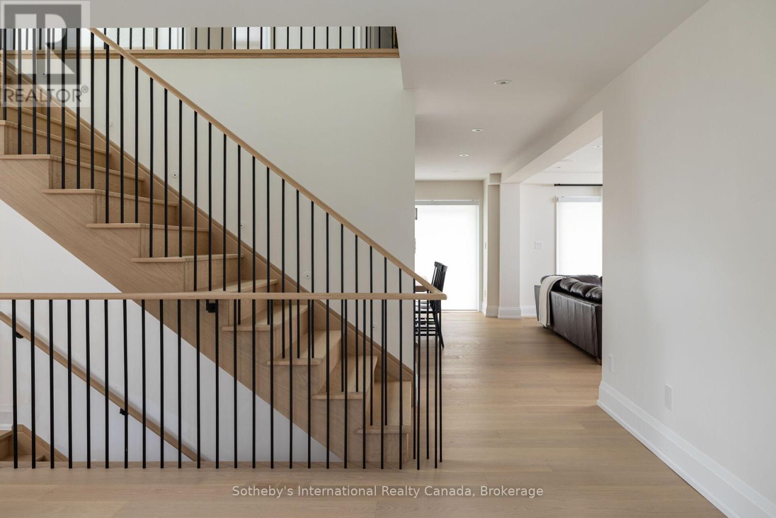 246 CAIRNCROFT ROAD
