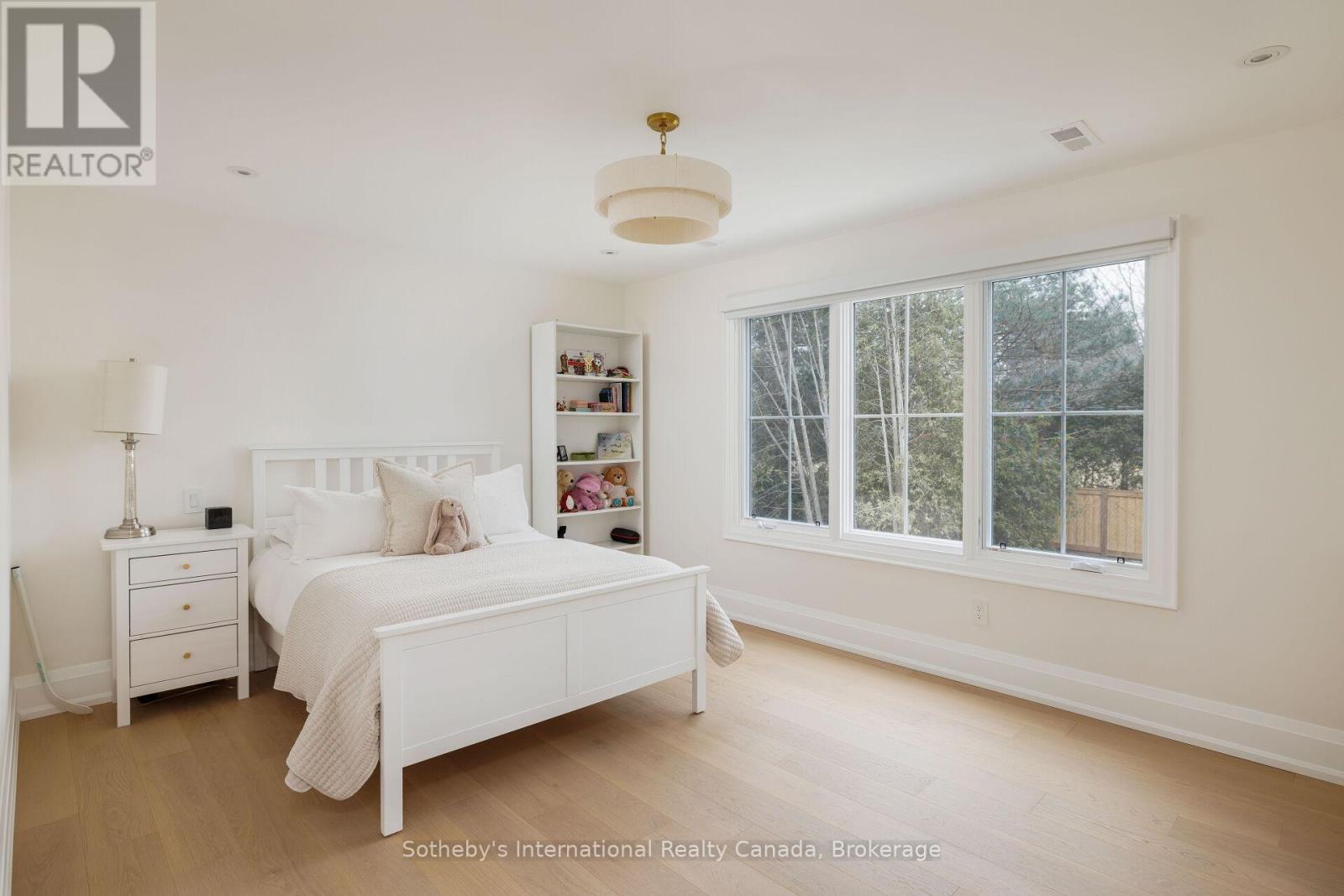 246 CAIRNCROFT ROAD