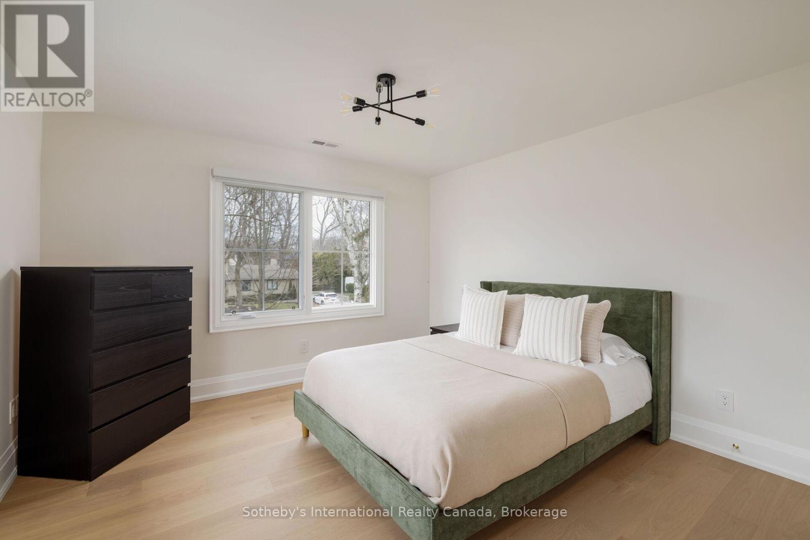 246 CAIRNCROFT ROAD