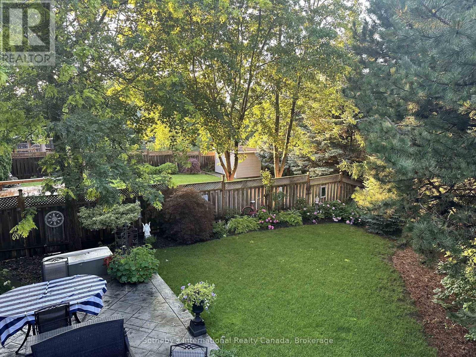 1406 SUMMERHILL CRESCENT