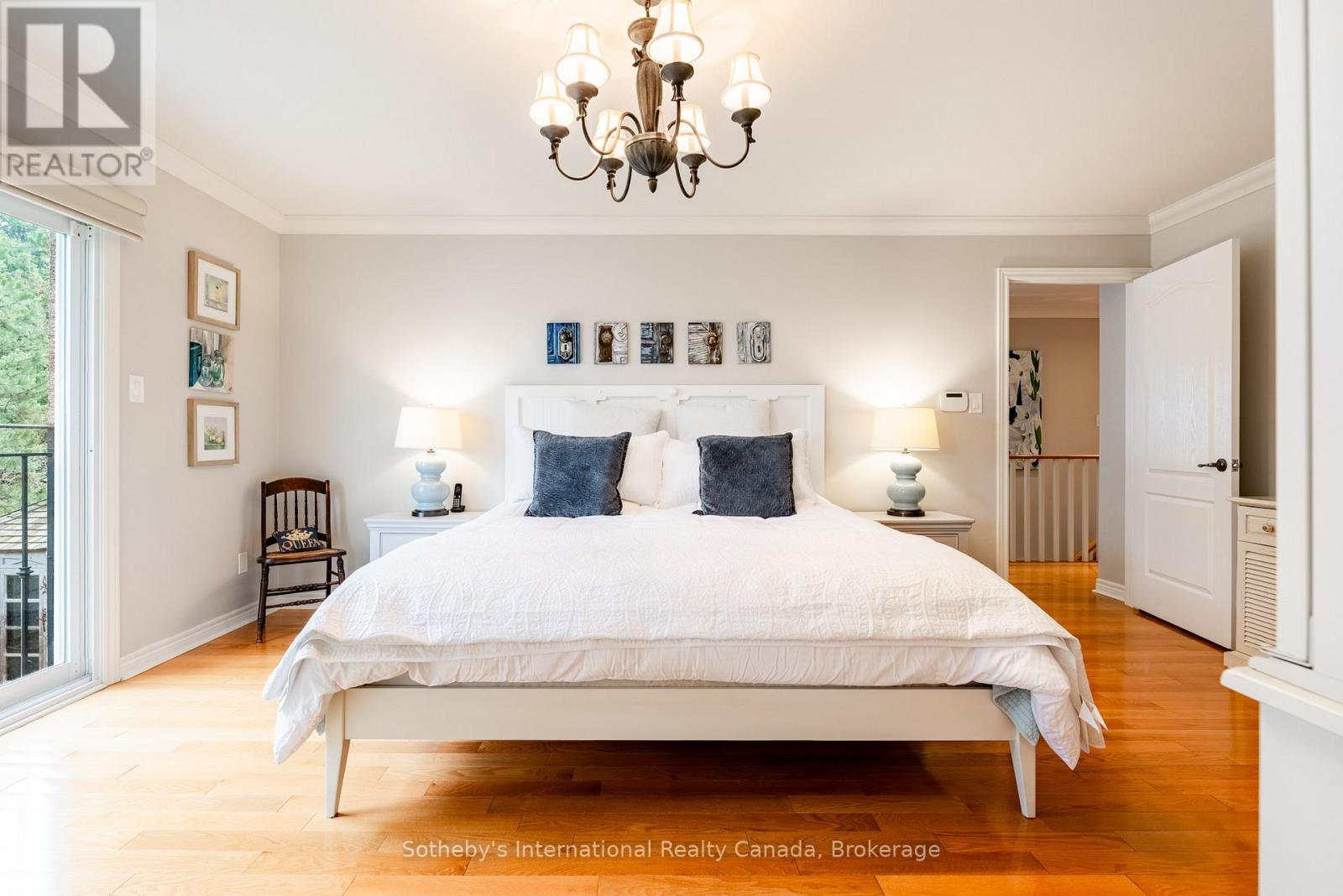 1406 SUMMERHILL CRESCENT