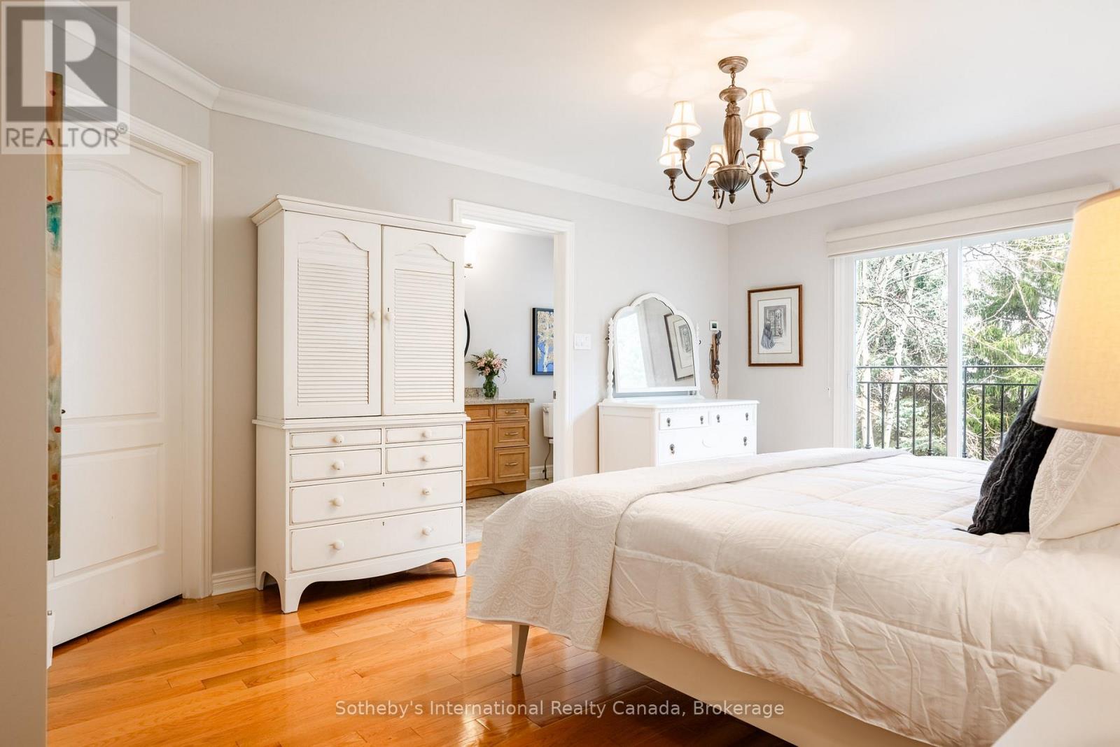 1406 SUMMERHILL CRESCENT