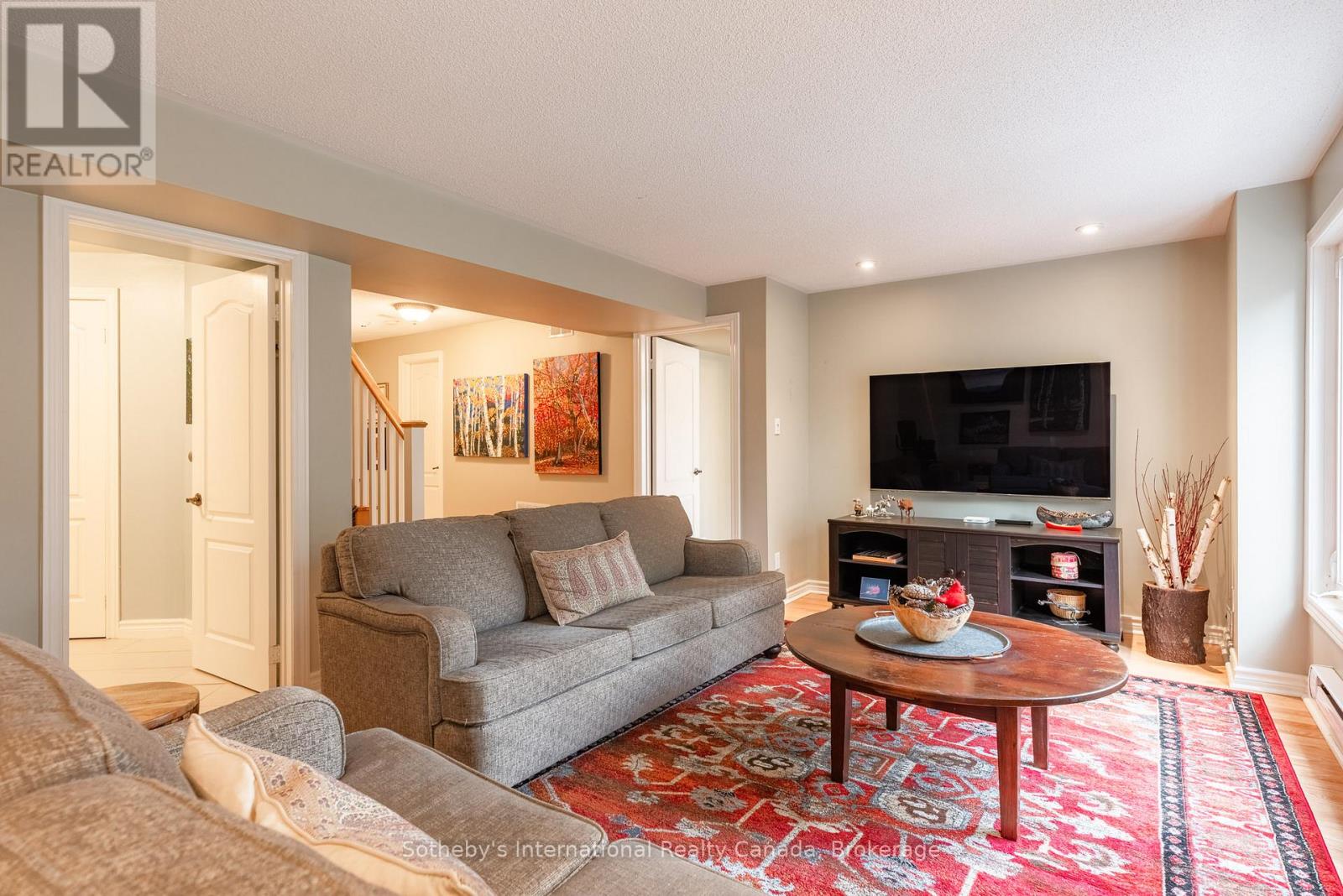 1406 SUMMERHILL CRESCENT