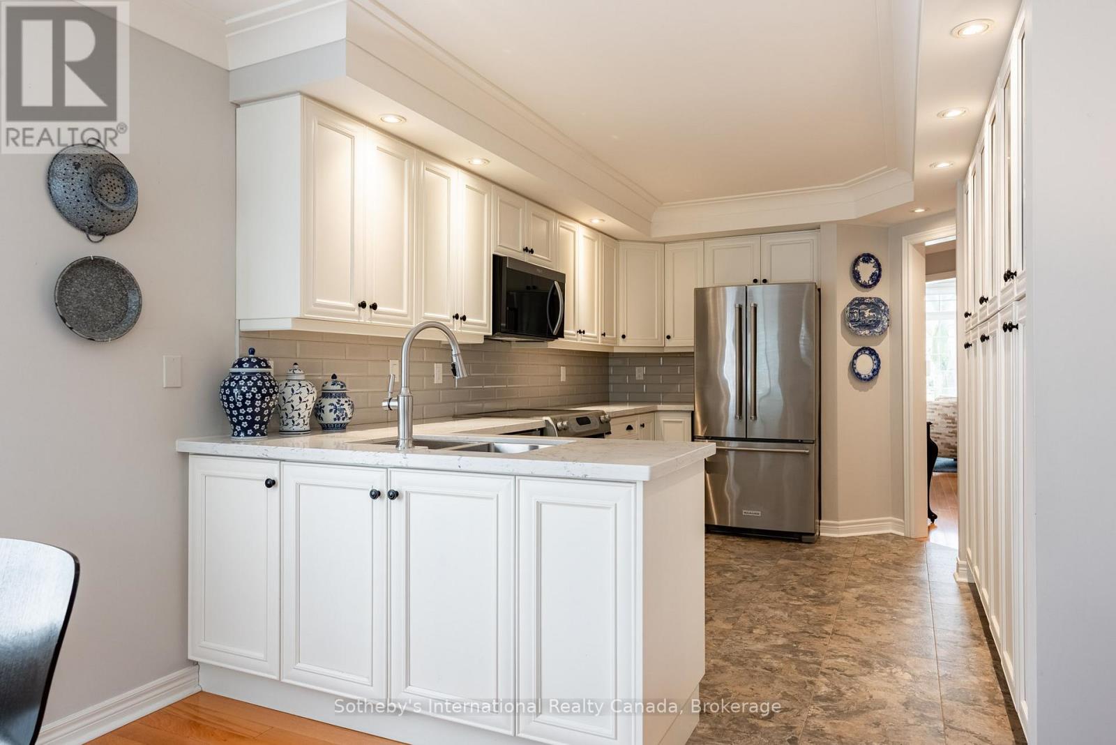 1406 SUMMERHILL CRESCENT