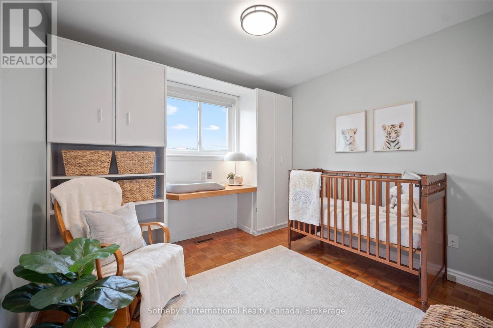 1248 LANDFAIR CRESCENT