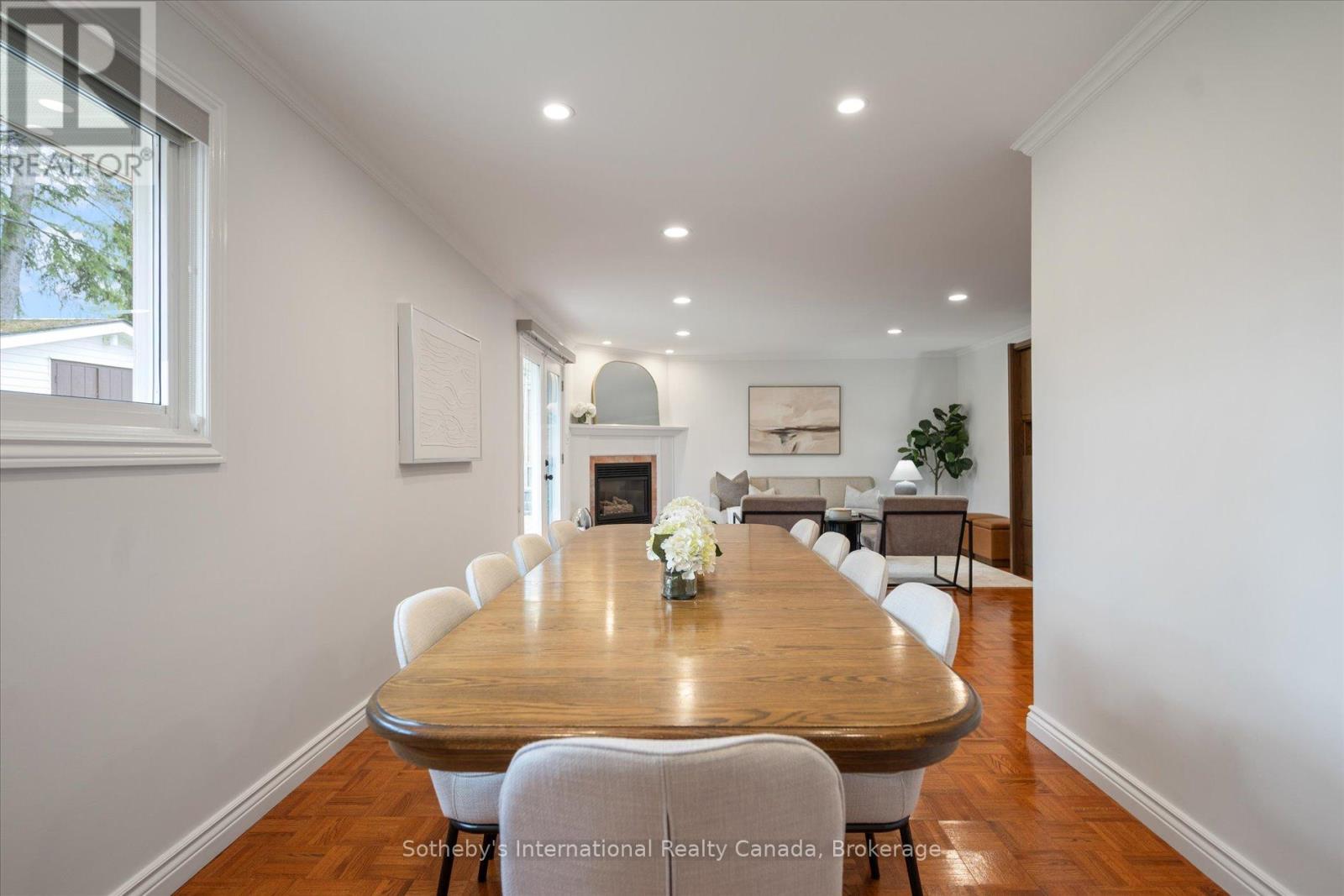 1248 LANDFAIR CRESCENT