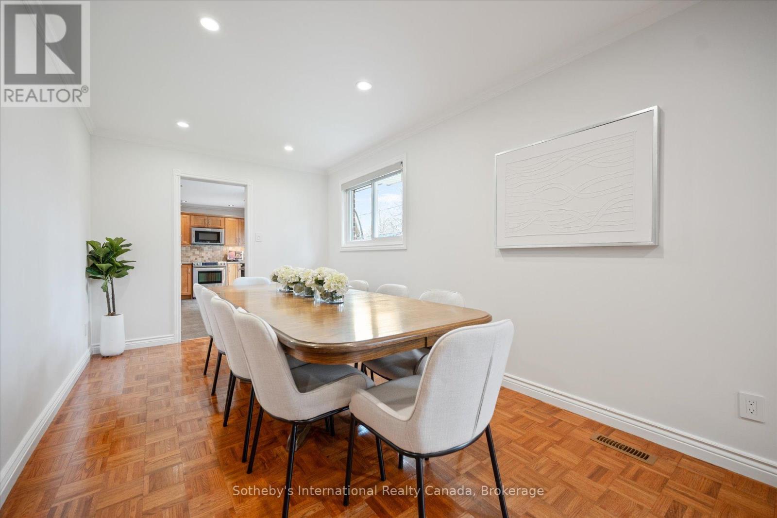 1248 LANDFAIR CRESCENT