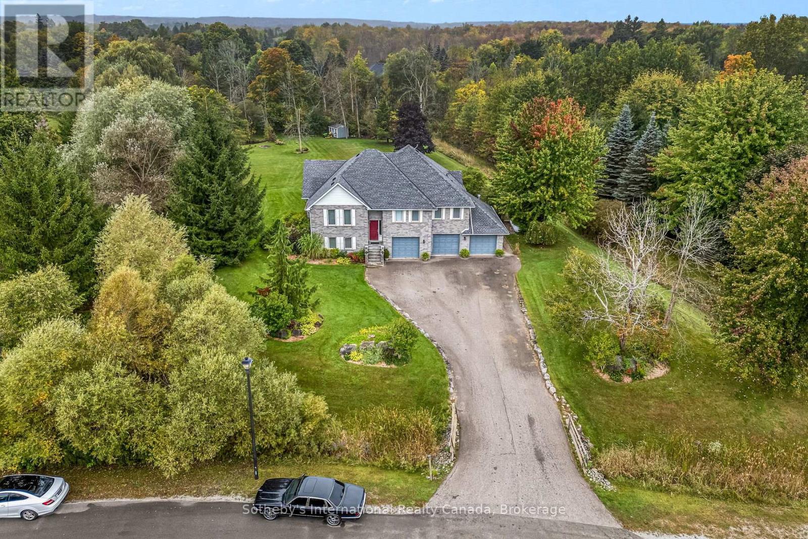 2091 COUNTRY LANE COURT