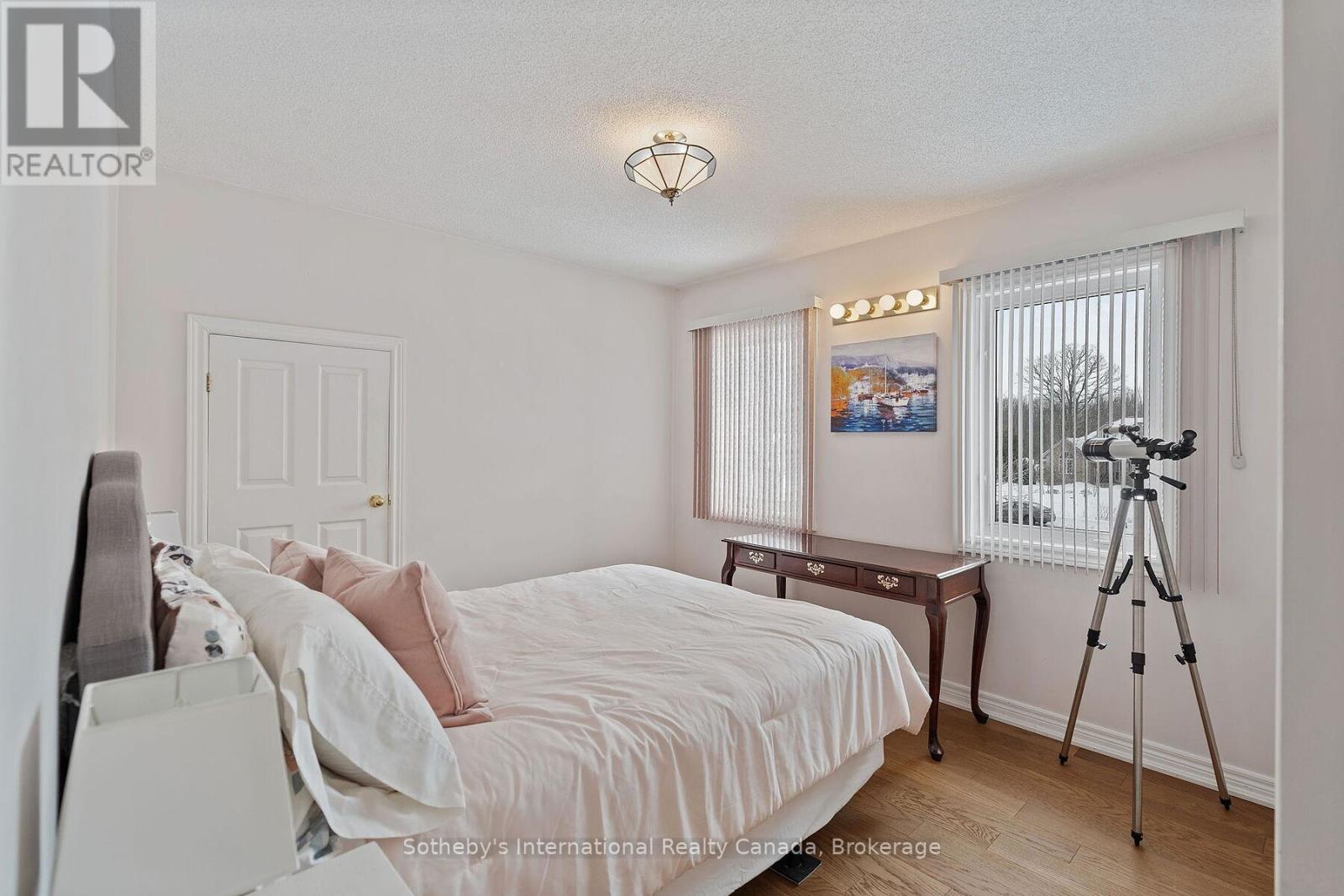 2091 COUNTRY LANE COURT