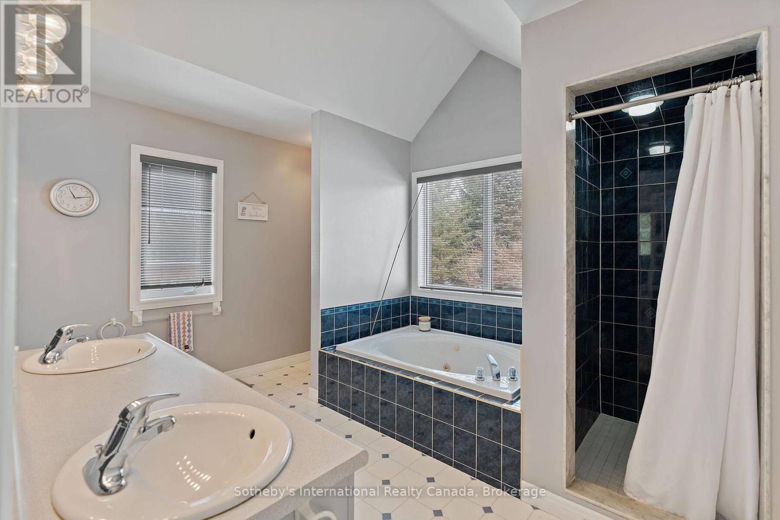 2091 COUNTRY LANE COURT