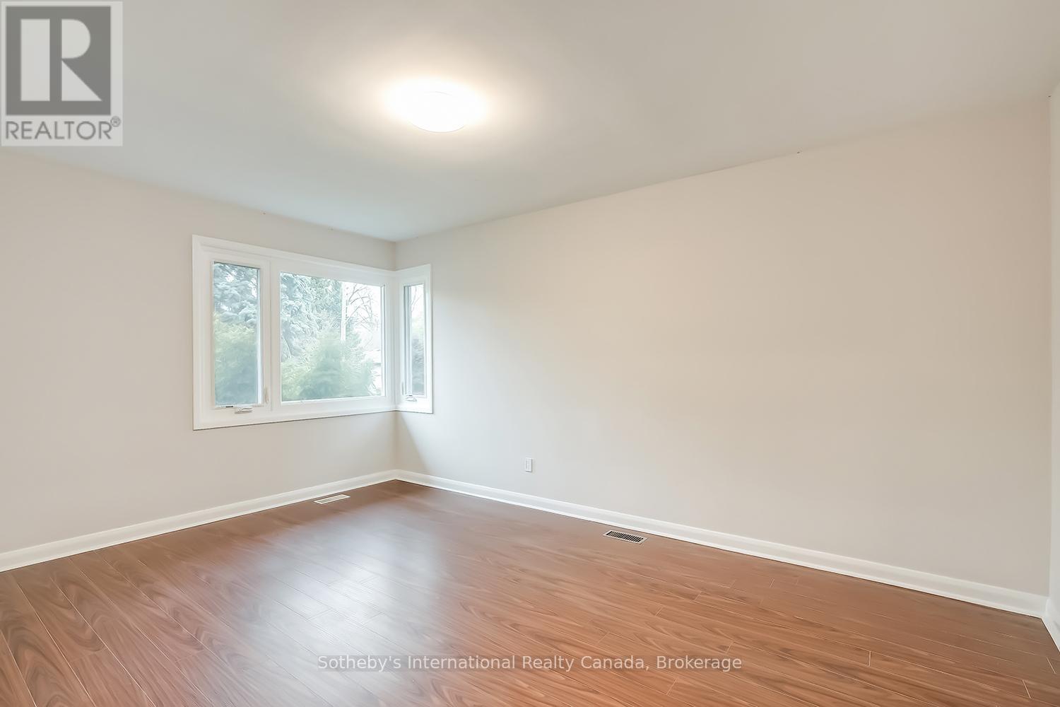 272 PINEHURST DRIVE